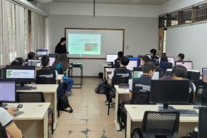 Projeto apoiado pelo Governo do Amazonas promove novas formas de ensino-aprendizagem da Física com o uso da tecnologia
