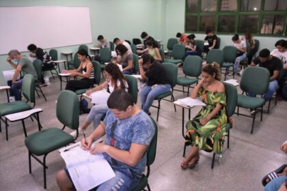 AprovENS: curso pré-vestibular presencial da UEA abre inscrições para 360 vagas