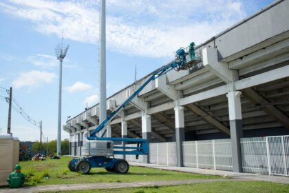 Obras de modernização do Estádio Carlos Zamith chegam a 65% de conclusão