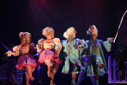 Musical natalino ‘Pedro e Paula’ estreia com elenco de talentos no Teatro Amazonas