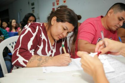 Governo do Estado reassenta 175 famílias das comunidades da Sharp e Manaus 2000 com soluções de moradia