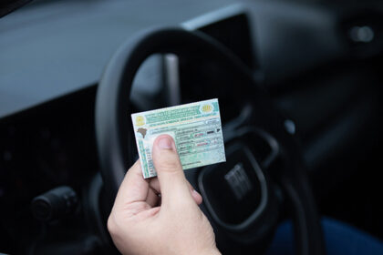 Detran-AM dá dicas para começar o ano com documentações e veículos em dia