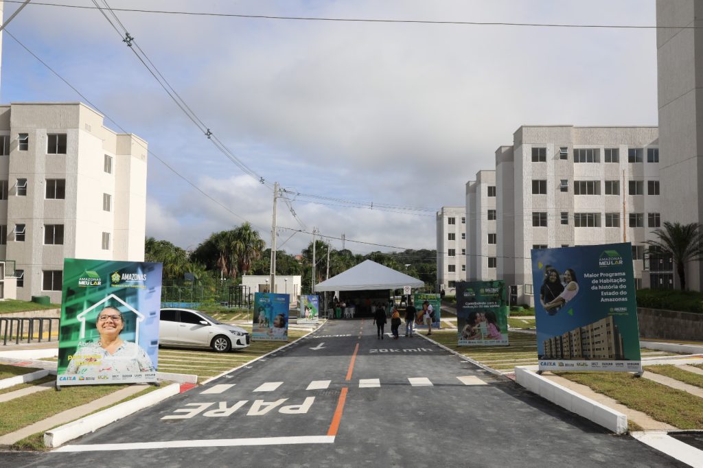 Governador Wilson Lima paga novos subsídios para 205 famílias beneficiadas pelo Amazonas Meu Lar