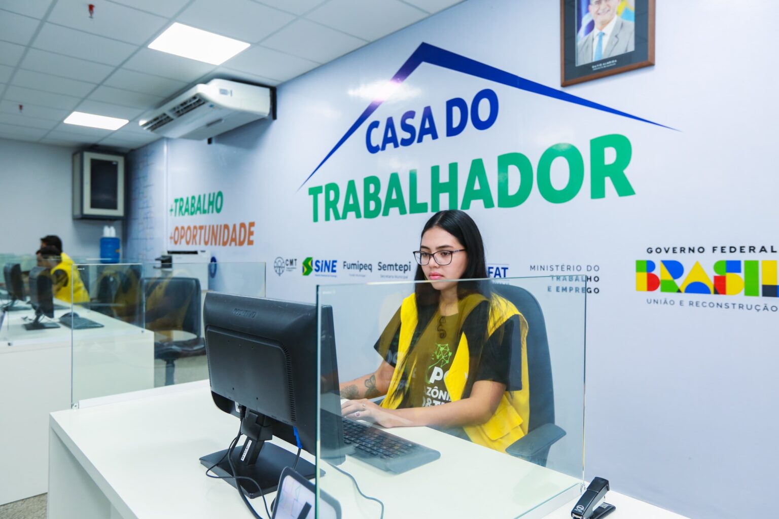Sine Manaus oferta 290 vagas de emprego nesta segunda, 20/1
