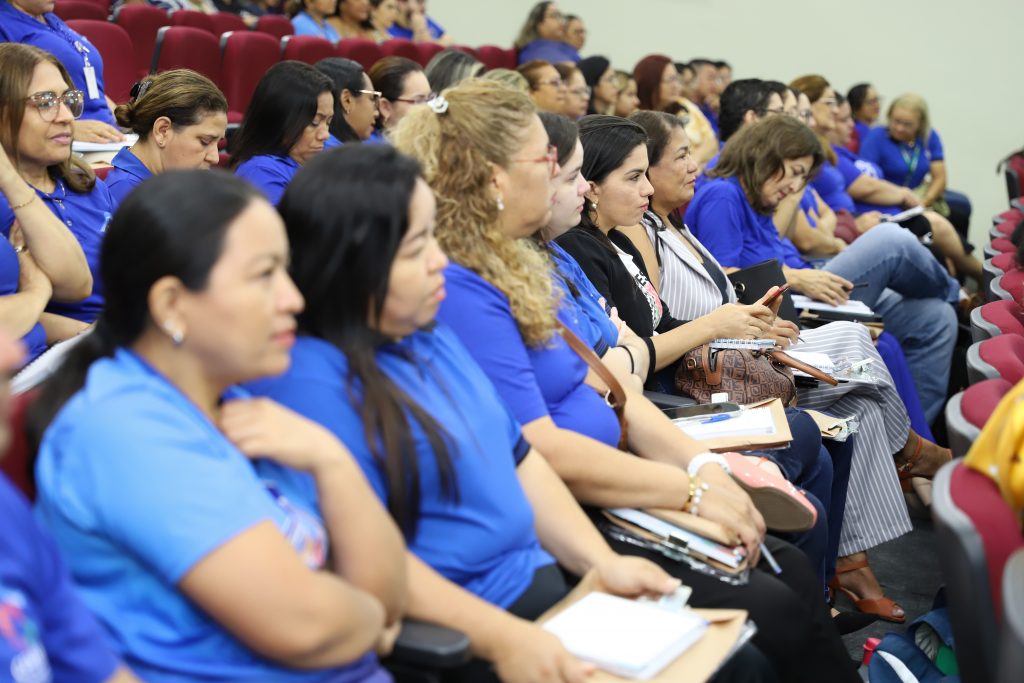 Prefeitura promove workshop do Cemasp para fortalecer a proteção à infância e adolescência nas escolas municipais