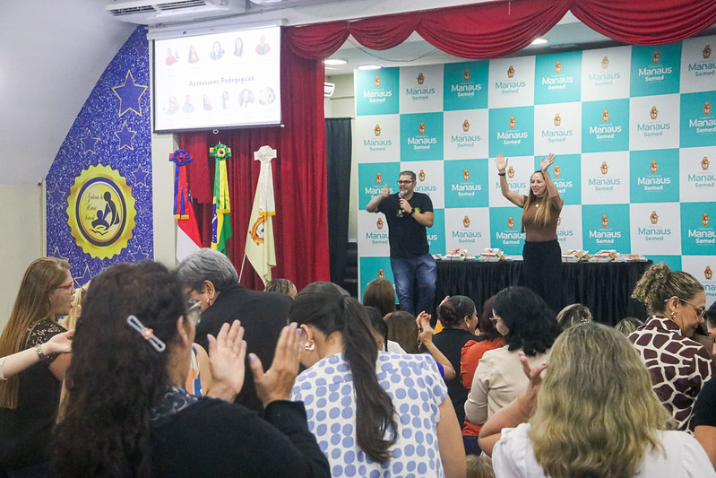 Departamento de Educação Infantil realiza reunião pedagógica