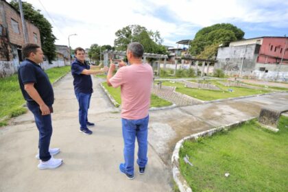 Prefeitura anuncia reforma da praça na rua Acari, no bairro Jorge Teixeira