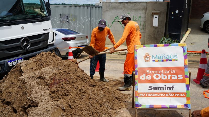 Prefeitura recupera de forma emergencial do sistema de drenagem no Lírio do Vale