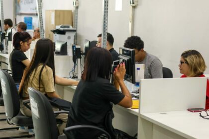 Sine Amazonas divulga 129 vagas de emprego para esta terça-feira