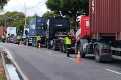 Prefeitura de Manaus realiza operação Carga Pesada na zona Sul