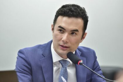 Projeto proíbe contratação com recursos públicos de show que faça apologia ao crime