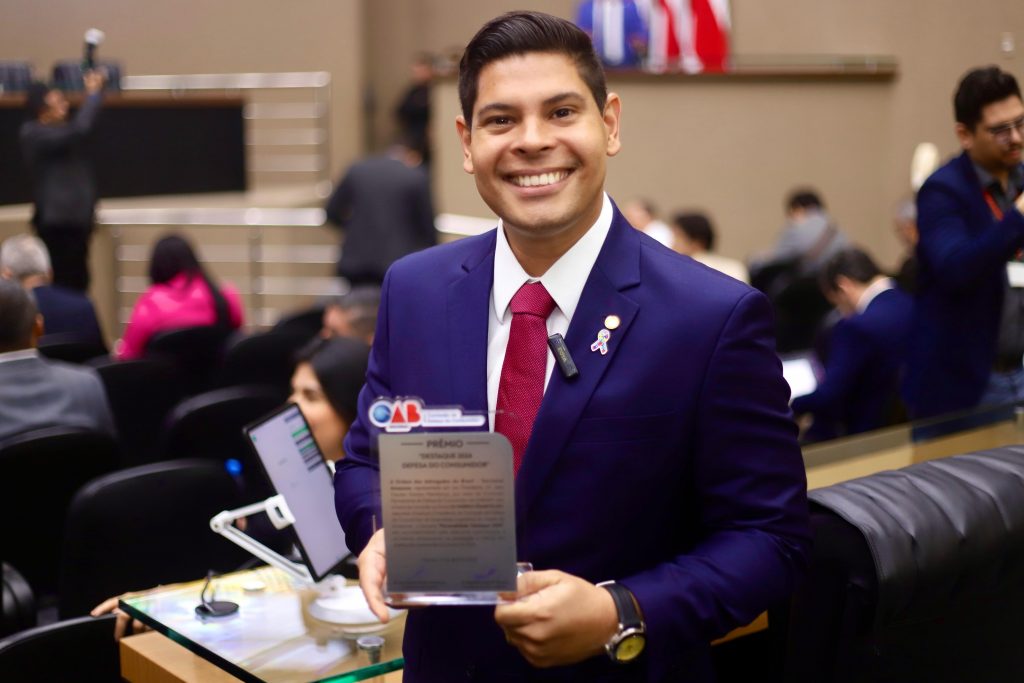Deputado Mário César Filho é homenageado pela OAB/AM como ‘Personalidade Destaque’ na defesa do consumidor Deputado Mário César Filho é homenageado pela OAB/AM como ‘Personalidade Destaque’ na defesa do consumidor