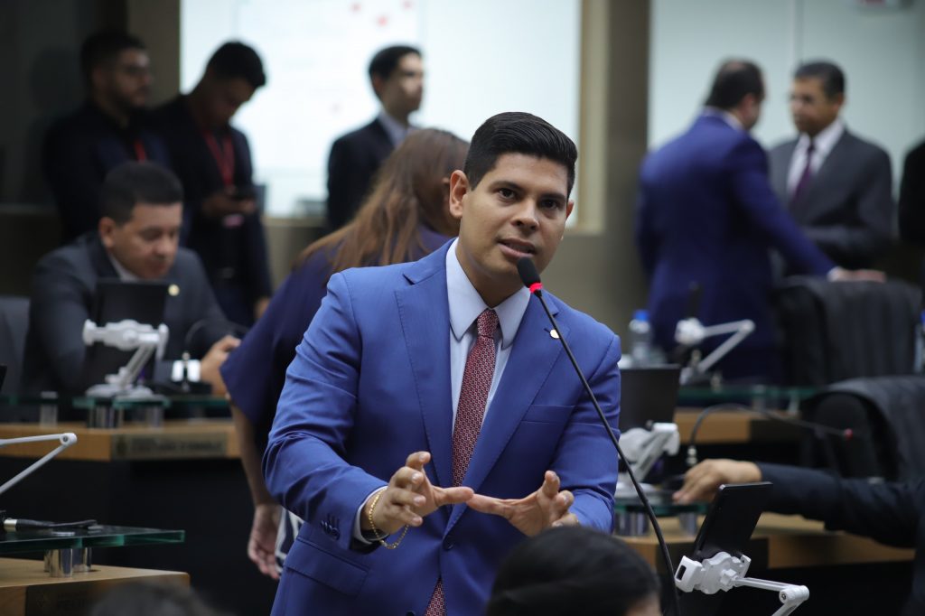 Deputado Mário César Filho encerra o mês de conscientização sobre o autismo com novos Projetos de Lei, fiscalização e ações concretas no Amazonas