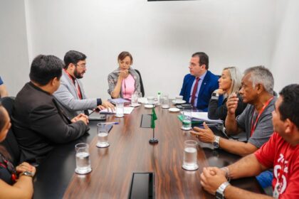 Wilker Barreto aciona MPT para defender vigilantes terceirizados da saúde com salários atrasados há 8 meses