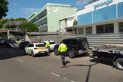 PMM autua 38 veículos por estacionamento irregular