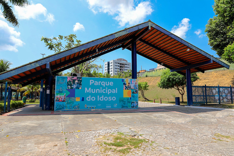 Prefeitura comemora o Dia das Mães com celebrações no Parque Municipal do Idoso e mirante Lúcia Almeida