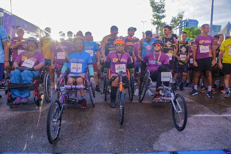 Corrida ‘Manaus em Movimento’ promove entardecer com mais energia, cor e emoção na Ponta Negra