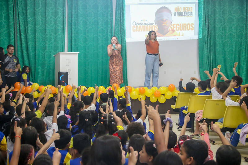 Alunos e responsáveis participam de atividade alusiva à campanha nacional ‘Faça Bonito’ em escola municipal