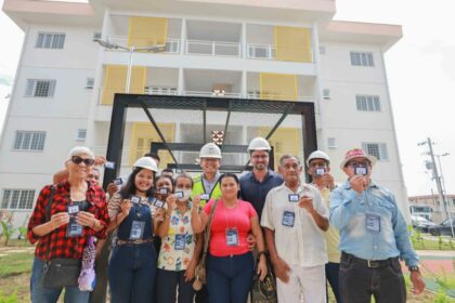 Famílias habilitadas a residir no Residencial Maués, do Prosamin+, participam da escolha dos apartamentos