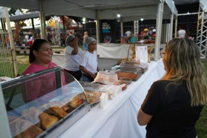 Festival de Parintins 2025: Amazonastur abre chamamento público para a Praça Gastronômica