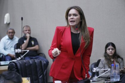 Alessandra Campelo endurece combate à necrofilia com aprovação de Projeto de Lei que garante dignidade de corpos de mulheres e crianças