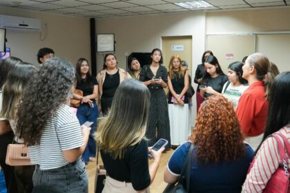 Alunos de Relações Públicas realizam visita técnica na Câmara Municipal de Manaus