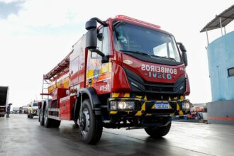 Viatura Auto Bomba Florestal com capacidade para 10 mil litros de água é enviada para Novo Aripuanã