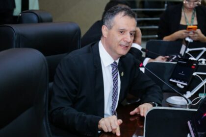 CMM aprova PL de Marcelo Serafim que cria Dia Municipal do Farmacêutico