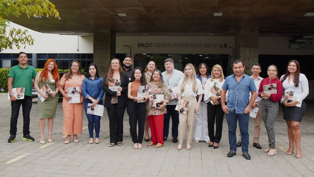 CMM celebra o Dia Nacional da Educação Legislativa e destaca ações da Escola Vereadora Léa Alencar Antony