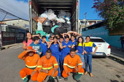 Alunos de escola municipal arrecadam cerca de 6 mil garrafas PET em campanha da Prefeitura de Manaus