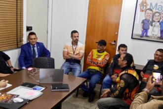 Rodinei Ramos anuncia construção de nova base para mototaxistas da Zona Leste de Manaus