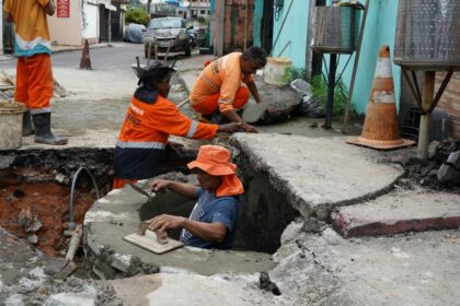 Prefeitura de Manaus realiza recuperação de caixa coletora no bairro Japiim