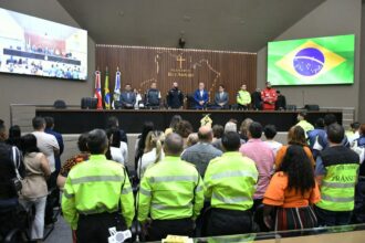 Deputado Cabo Maciel reforça importância do Maio Amarelo e homenageia profissionais que salvam vidas no trânsito e na saúde