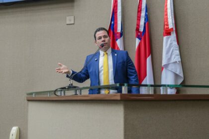 Deputado Wilker Barreto revela abandono de Centro de Reabilitação com obra pronta há quatro anos