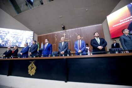 Aleam recebe, pela primeira vez, a Agenda Legislativa da Indústria do Amazonas 2025