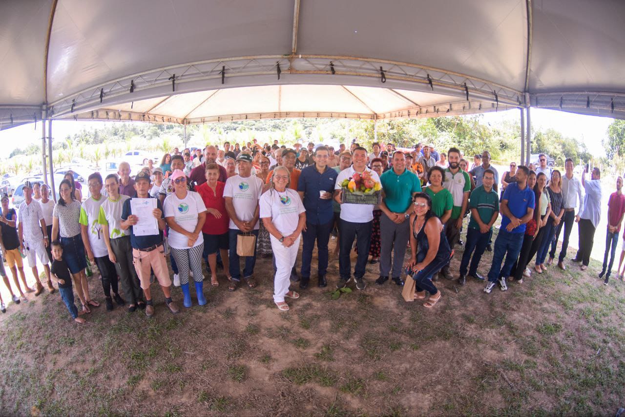 Emenda parlamentar do deputado João Luiz garante galpão de agroindústria a comunidade de Rio Preto da Eva Emenda parlamentar do deputado João Luiz garante galpão de agroindústria a comunidade de Rio Preto da Eva