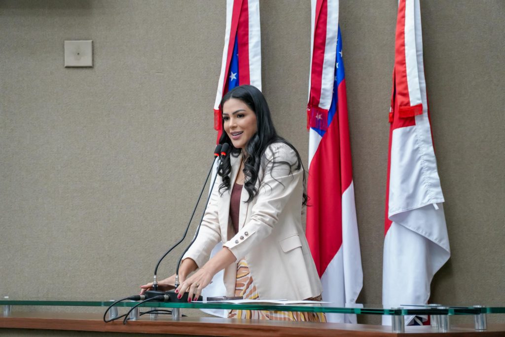 Lei de Mayra Dias garante prioridade para mamografias a mulheres ribeirinhas no Amazonas Lei de Mayra Dias garante prioridade para mamografias a mulheres ribeirinhas no Amazonas