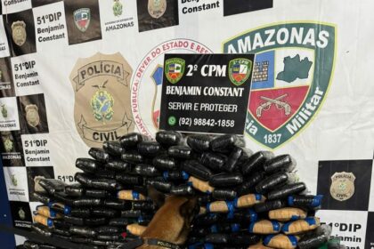 Em Benjamin Constant, PMAM prende homem e apreende 226 quilos de drogas escondidos sob piso de frigorífico de barco