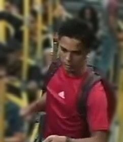 Polícia Civil divulga imagens de três homens procurados por roubo a ônibus em Manaus