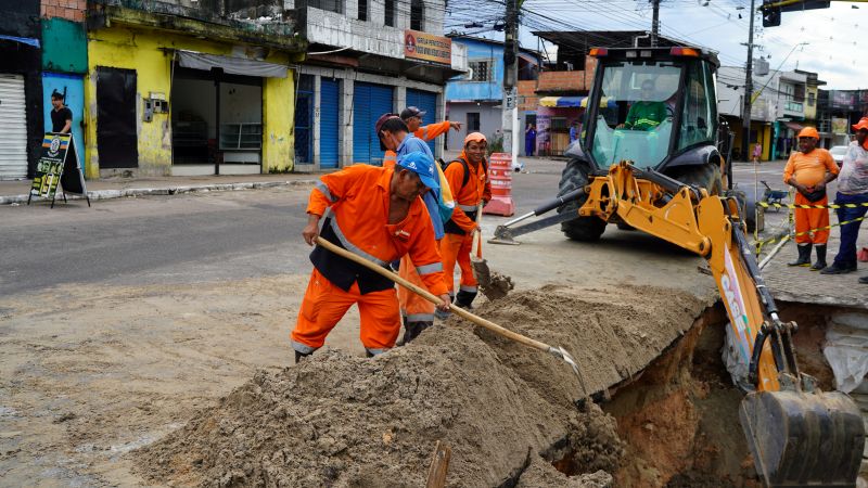 Prefeitura intensifica serviços de contenção em rip-rap na avenida Brasil