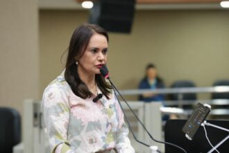 Analfabetismo funcional e valorização dos professores: Professora Jacqueline alerta para desafios da educação em Manaus e no Amazonas