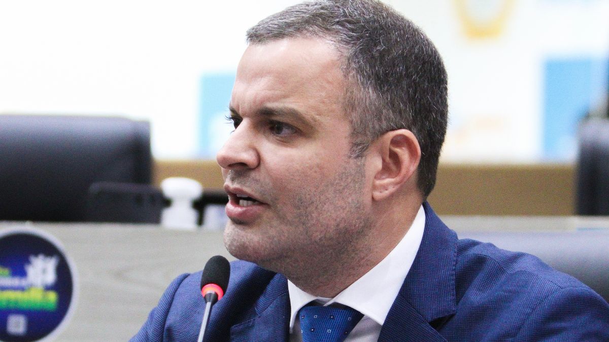 Rodrigo Sá cobra atuação mais efetiva do IMMU na fiscalização de trânsito em Manaus