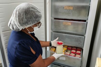 Mães que ajudam outras mães: Doação de leite humano salva 2 mil recém-nascidos no estado