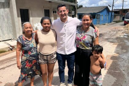 Saimon Bessa cobra reparos em ruas danificadas no Riacho Doce II, zona Norte de Manaus