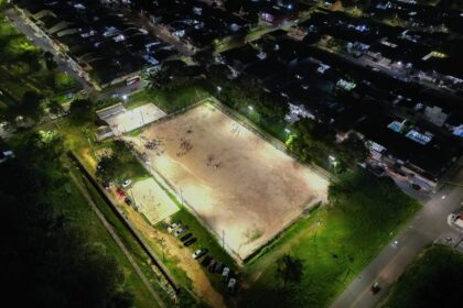 Governo do Amazonas anuncia reforma de mais dois campos esportivos comunitários na capital
