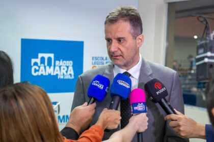 Marcelo Serafim destaca equilíbrio fiscal da Prefeitura de Manaus no 1º quadrimestre de 2025