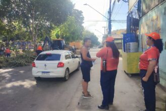 Prefeitura de Manaus une limpeza e educação ambiental para revitalizar o igarapé do Passarinho