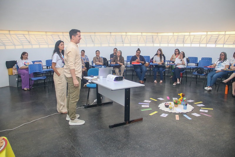 Educadores da Prefeitura de Manaus participam do curso da Justiça Restaurativa do MPE-AM