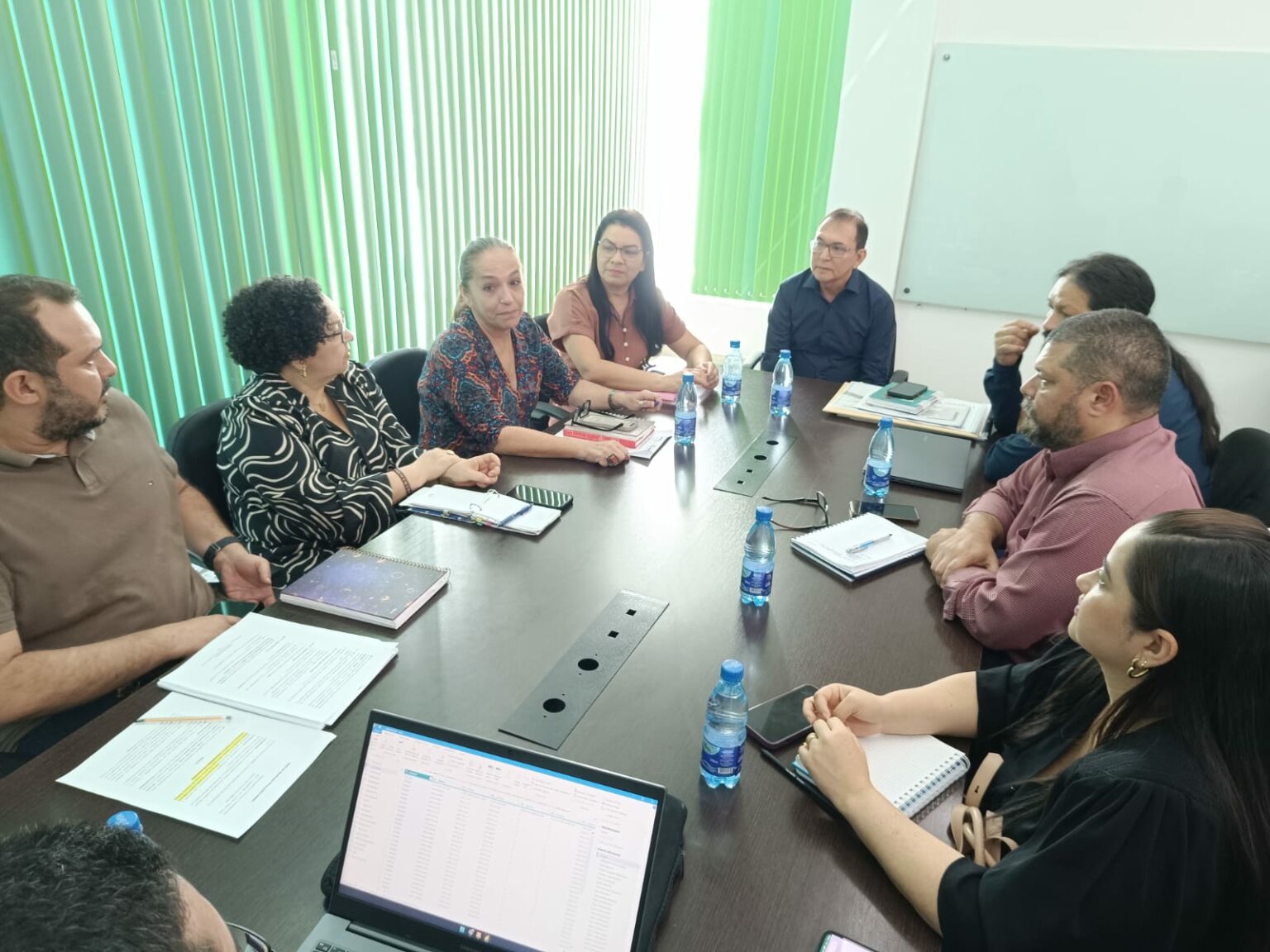 Prefeitura de Manaus avança para garantir tarifa social de R$ 4,50 a beneficiários do Cadastro Único