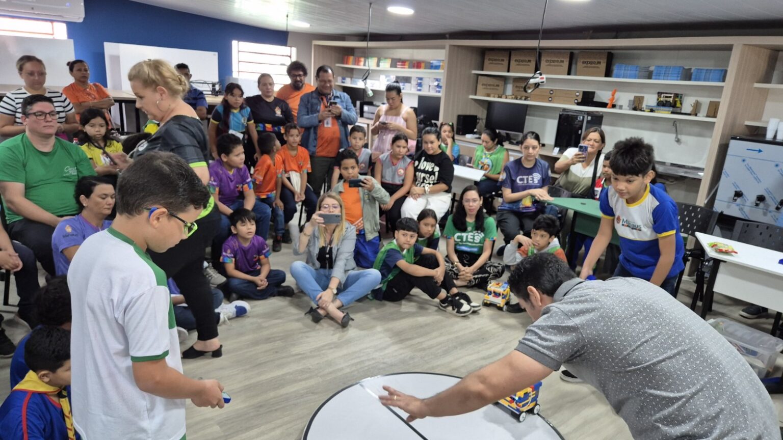 Prefeitura de Manaus realiza formação com os coordenadores dos Centros de Tecnologias Educacionais da Semed